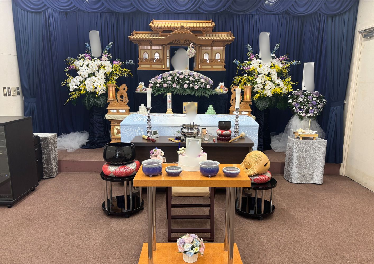 川越市の立ち華葬祭の祭壇写真